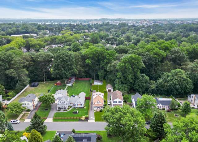 Property at 833 Lincoln St, Red Bank, NJ 07701, 3 beds, 2 baths