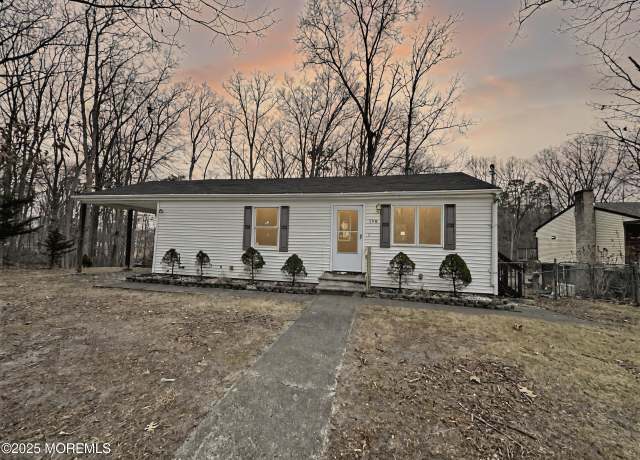 Property at 198 Lemon Rd, Farmingdale, NJ 07727, 2 beds, 1 bath