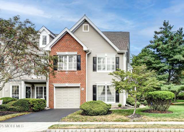 Property at 38 Tanya Cir, Ocean Twp, NJ 07712, 3 beds, 2.5 baths