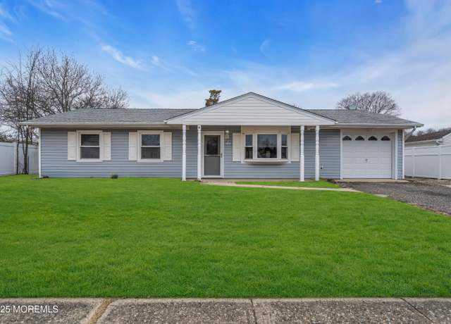 Property at 6 Omaha St, Barnegat, NJ 08005, 3 beds, 1 bath
