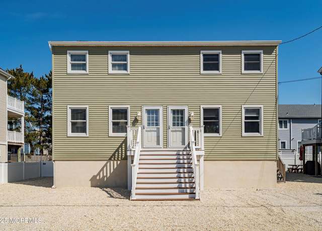 Property at 9 Carolina Ave #2, Long Beach Twp, NJ 08008, 2 beds, 1 bath