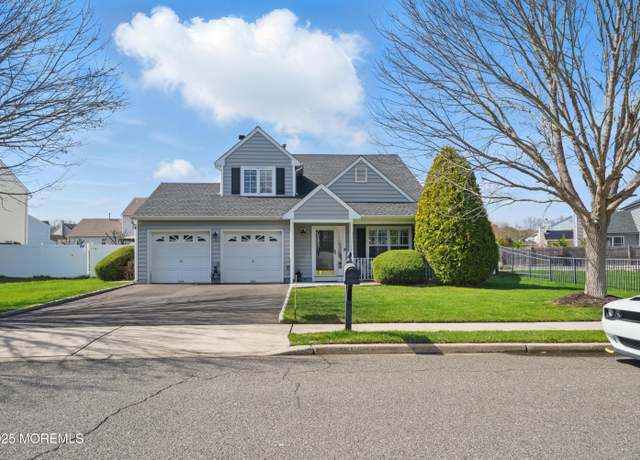 Property at 90 W Shenendoah Rd, Howell, NJ 07731, 3 beds, 2.5 baths