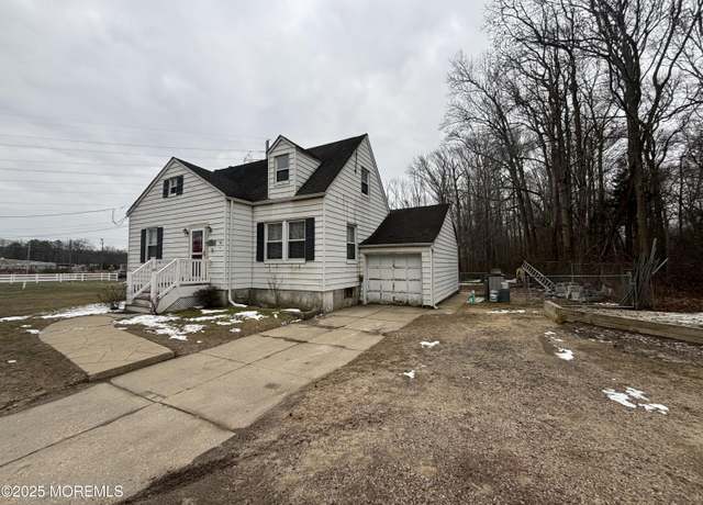 Property at 377 Asbury Rd, Farmingdale, NJ 07727, 3 beds, 2 baths