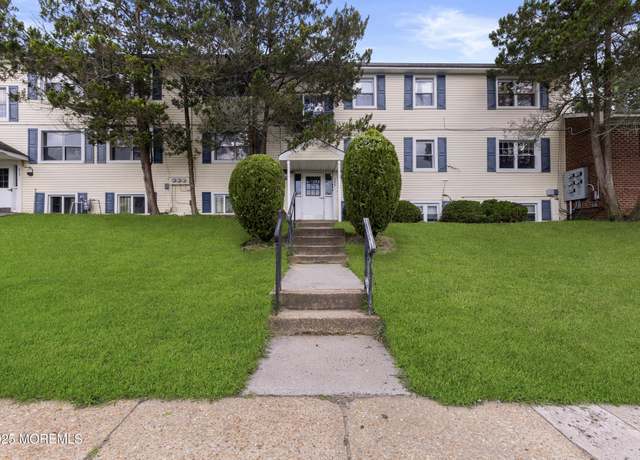 Property at 248 Sawmill Rd Unit A, Brick, NJ 08724, 2 beds, 1 bath
