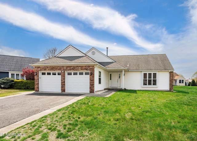Property at 4 Otley Ct, Berkeley, NJ 08721, 2 beds, 2 baths