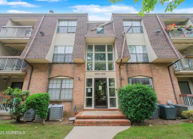 Property at 402 Hidden Village Dr #402, Perth Amboy, NJ 08862, 2 beds, 2 baths