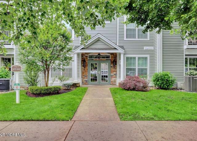 Property at 634 St Andrews Pl, Manalapan, NJ 07726, 2 beds, 2 baths