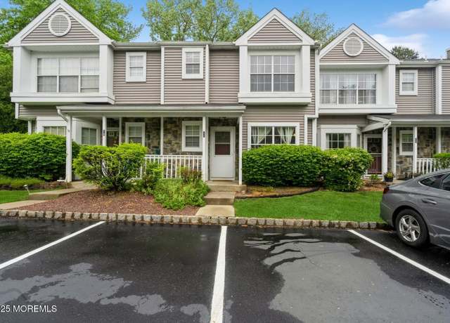 Property at 17 Canidae Ct, Tinton Falls, NJ 07753, 2 beds, 2.5 baths