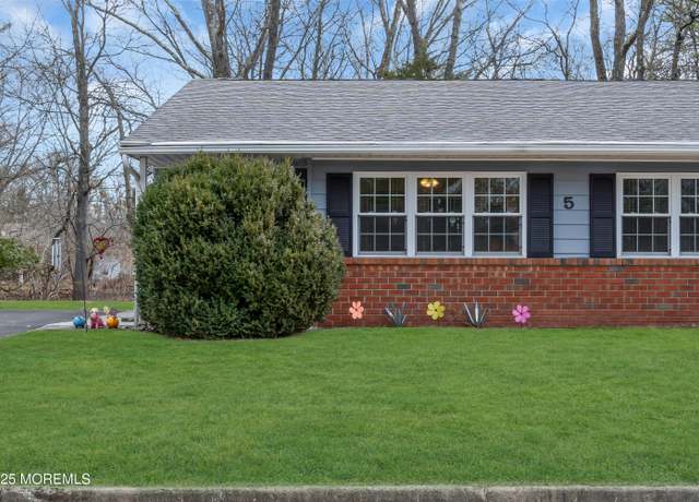 Property at 5 Louisiana Way Unit B, Whiting, NJ 08759, 1 bed, 1 bath