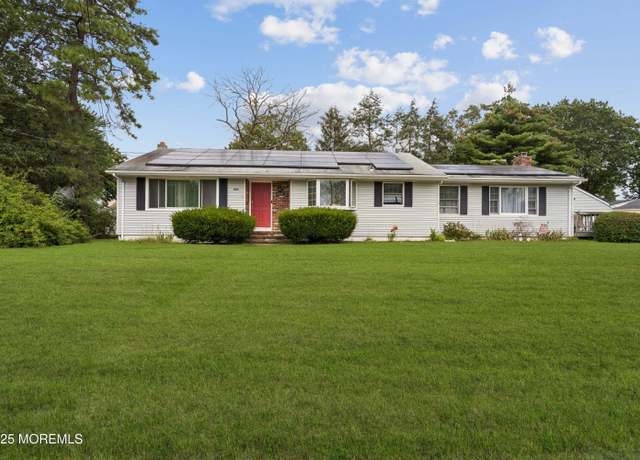 Property at 1625 7th Ave, Toms River, NJ 08757, 3 beds, 2 baths