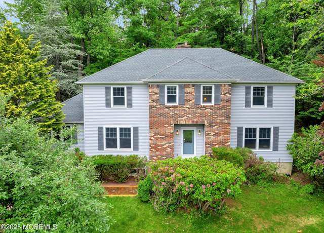 Property at 9 Berkshire Ct, Holmdel, NJ 07733, 5 beds, 4 baths