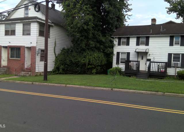 Property at 163-165 County Rd, Cliffwood, NJ 07721, 7 beds, 2 baths