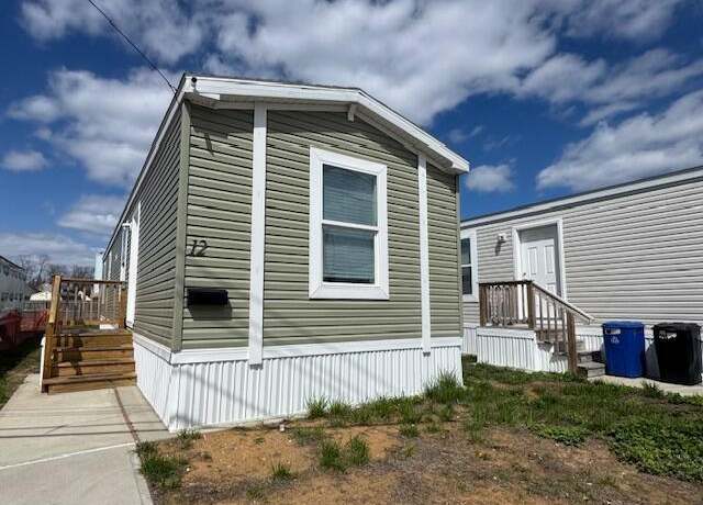 Property at 12 Mary Ann Ct, Hazlet, NJ 07734, 2 beds, 1 bath