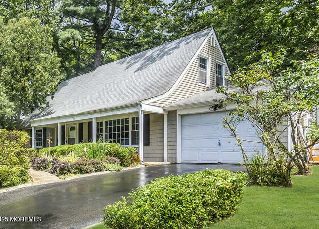 Property at 9 Jubilee Cir, Aberdeen, NJ 07747, 4 beds, 2 baths