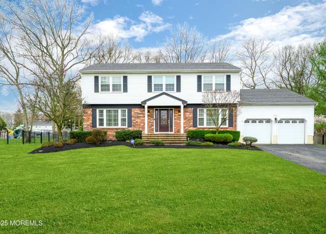 Property at 13 Mohawk Ln, Manalapan, NJ 07726, 4 beds, 2.5 baths