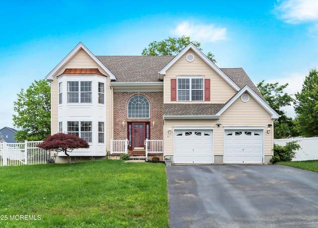 Property at 142 Swordfish Rd, Manahawkin, NJ 08050, 4 beds, 2.5 baths