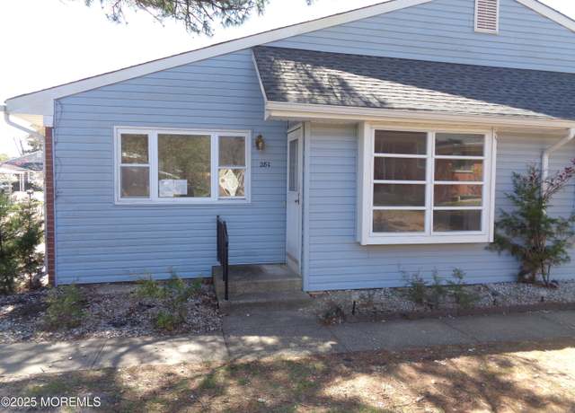 Property at 28 C Hancock Dr, Whiting, NJ 08759, 2 beds, 1 bath