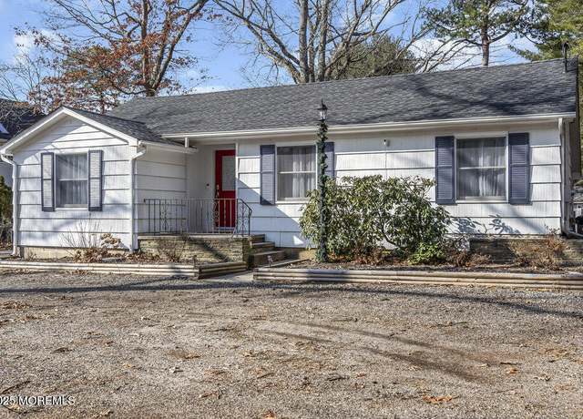 Property at 46 Butterfly Rd, Jackson, NJ 08527, 2 beds, 1 bath