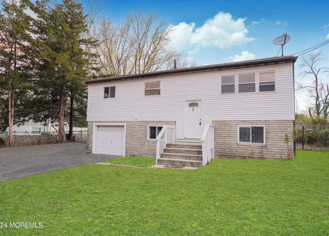 Property at 21 Nathan Ave, Manchester, NJ 08759, 5 beds, 2 baths