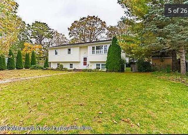 Property at 612 Bismarck St, Toms River, NJ 08757, 4 beds, 2 baths