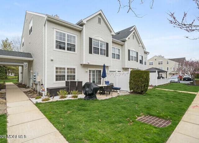 Property at 52 Winged Foot Ct #1000, Howell, NJ 07731, 2 beds, 2.5 baths