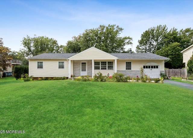 Property at 19 Pease Rd, Manalapan, NJ 07726, 3 beds, 1.5 baths