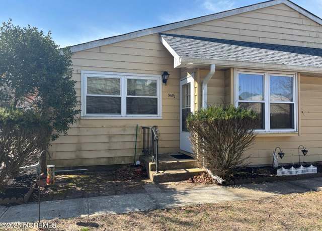 Property at 969 Constitution Blvd Unit C, Whiting, NJ 08759, 2 beds, 1 bath