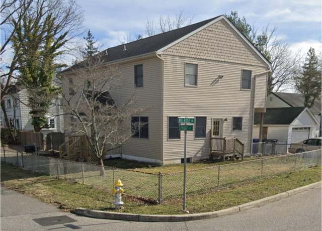 Property at 10 Spruce St, Toms River, NJ 08753, 4 beds, 2 baths