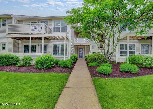 Property at 82 Briarwood Ct, Howell, NJ 07731, 2 beds, 2 baths