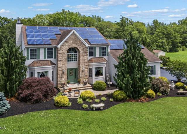 Property at 32 Langeveld Dr, Freehold, NJ 07728, 5 beds, 3.5 baths