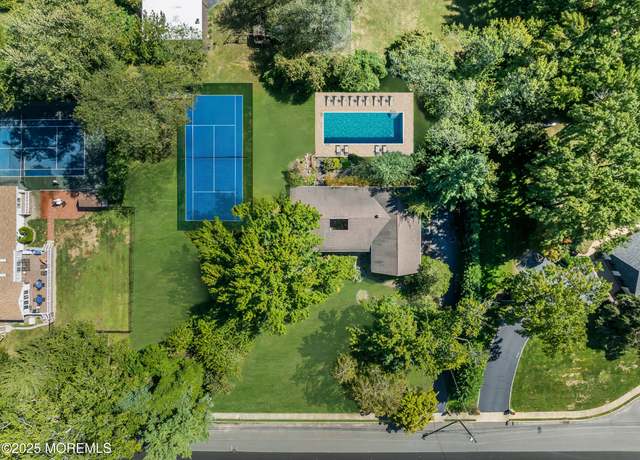 Property at 6 Surrey Ln, Ocean Twp, NJ 07712, 4 beds, 3.5 baths