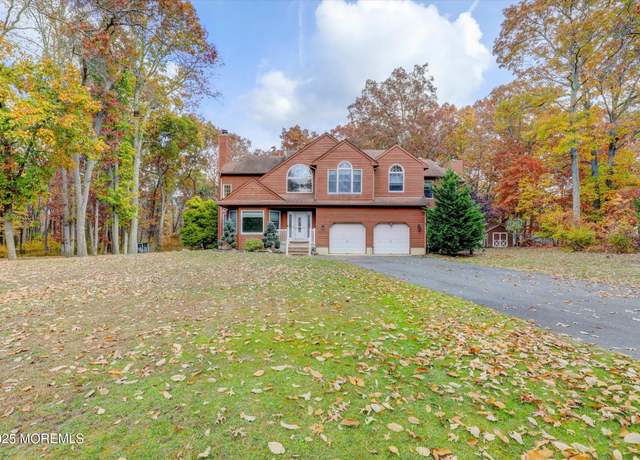 Property at 9 Rutherford Ct, Jackson, NJ 08527, 4 beds, 2.5 baths