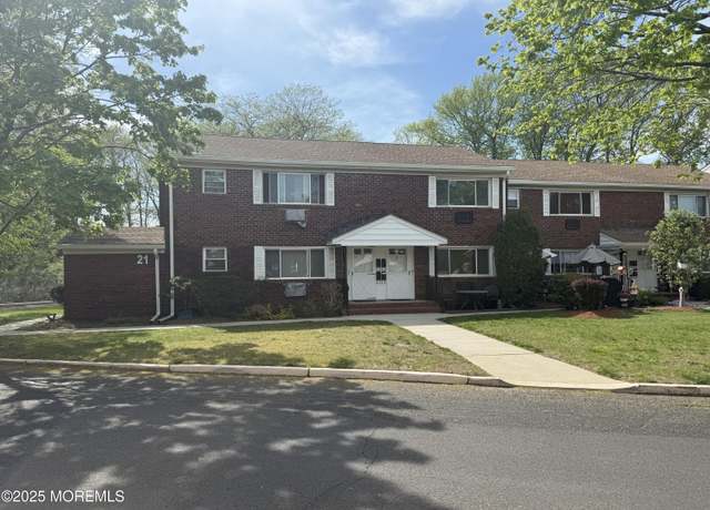 Property at 20B Juniper Ln, Eatontown, NJ 07724, 1 bed, 1 bath