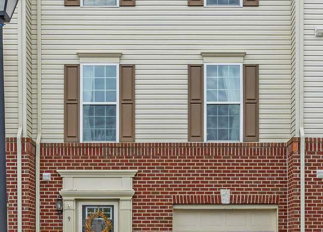 Property at 9 Olivia Dr, Tinton Falls, NJ 07712, 3 beds, 2.5 baths