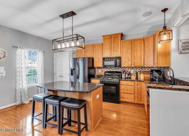 Property at 9 Olivia Dr, Tinton Falls, NJ 07712, 3 beds, 2.5 baths