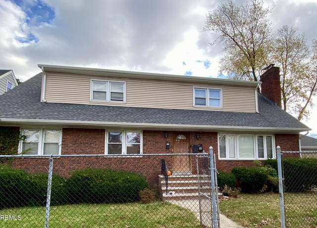 Property at 32-36 Bayard Pl, Newark, NJ 07106, 6 beds, 4 baths