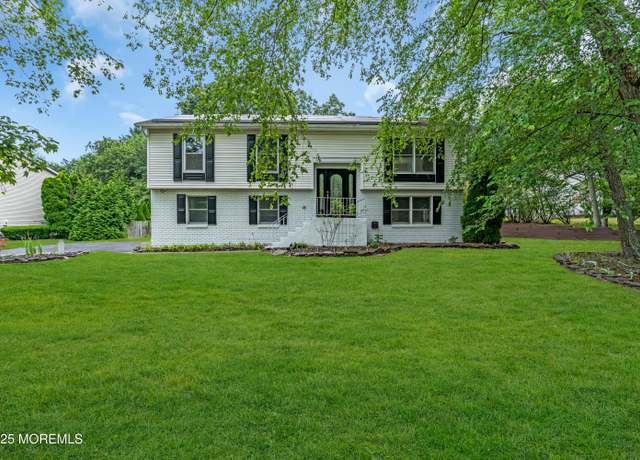 Property at 88 Hickory Hill Rd, Jackson, NJ 08527, 4 beds, 2.5 baths