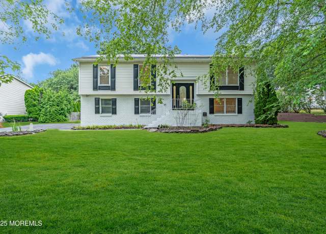 Property at 88 Hickory Hill Rd, Jackson, NJ 08527, 4 beds, 2.5 baths