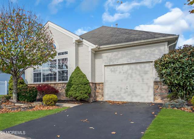 Property at 45 Tuscany Cir, Manchester, NJ 08759, 2 beds, 2 baths