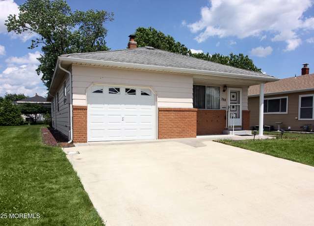 Property at 288 Barbados Dr N, Toms River, NJ 08757, 2 beds, 2 baths