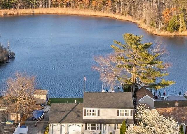 Property at 60 Kettle Creek Dr, Brick, NJ 08723, 5 beds, 2 baths