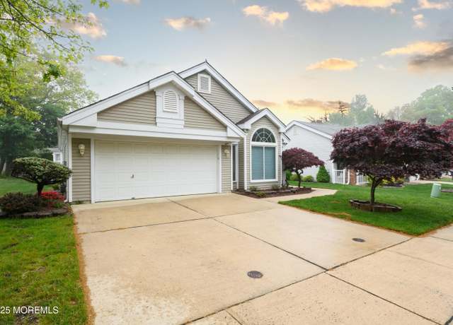 Property at 2271 Kira Ct, Toms River, NJ 08755, 2 beds, 2 baths