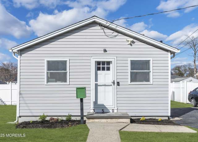 Property at 350 Shadynook St, Keyport, NJ 07735, 2 beds, 1 bath