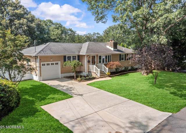 Property at 513 Robinhood Rd, Brick, NJ 08724, 3 beds, 2 baths