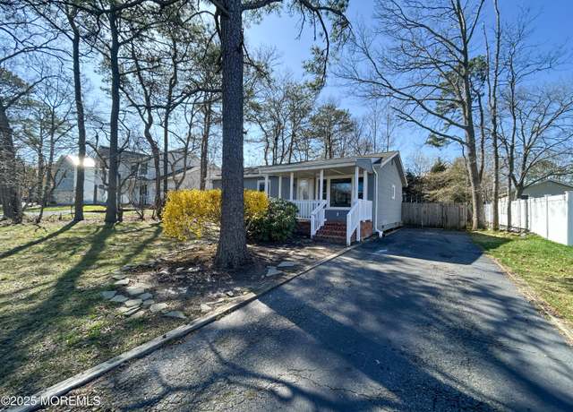 Property at 1227 Canal Ave, Manahawkin, NJ 08050, 3 beds, 1 bath