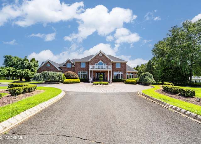 Property at 25 Country Club Ln, Colts Neck, NJ 07722, 6 beds, 6.5 baths