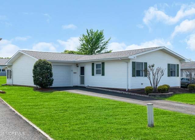 Property at 52 Watkins Rd, Brick, NJ 08724, 2 beds, 1 bath