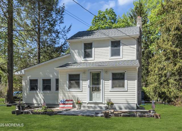 Property at 192 E Pleasant Grove Rd, Jackson, NJ 08527, 2 beds, 1 bath