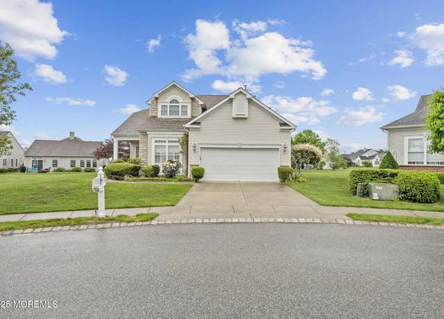 Property at 5 Chadwick Ct, Waretown, NJ 08758, 3 beds, 3 baths