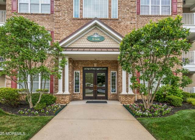 Property at 719 Amy Ct #719, Lakewood, NJ 08701, 2 beds, 2 baths